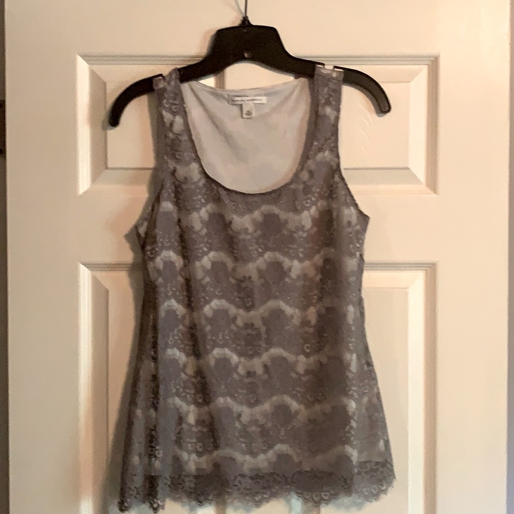 Banana Republic XS, Gray Lace Top, Lined.